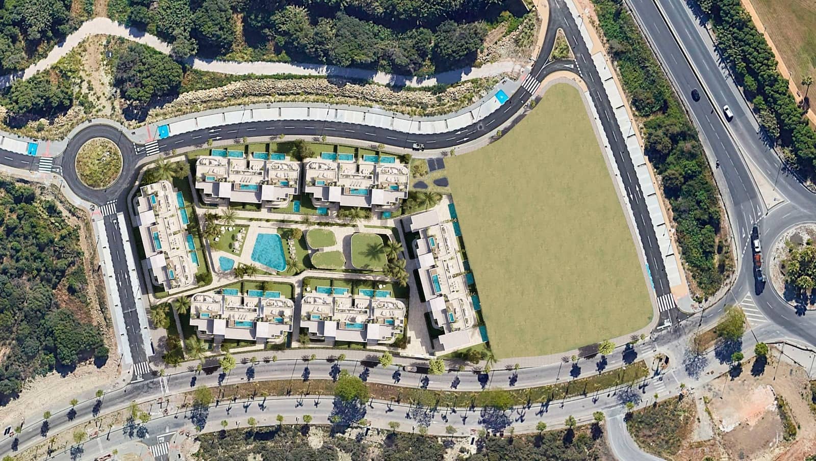 3 bedroom Penthouse for sale in Estepona with pool garage - € 890,000 (Ref: 9936063)