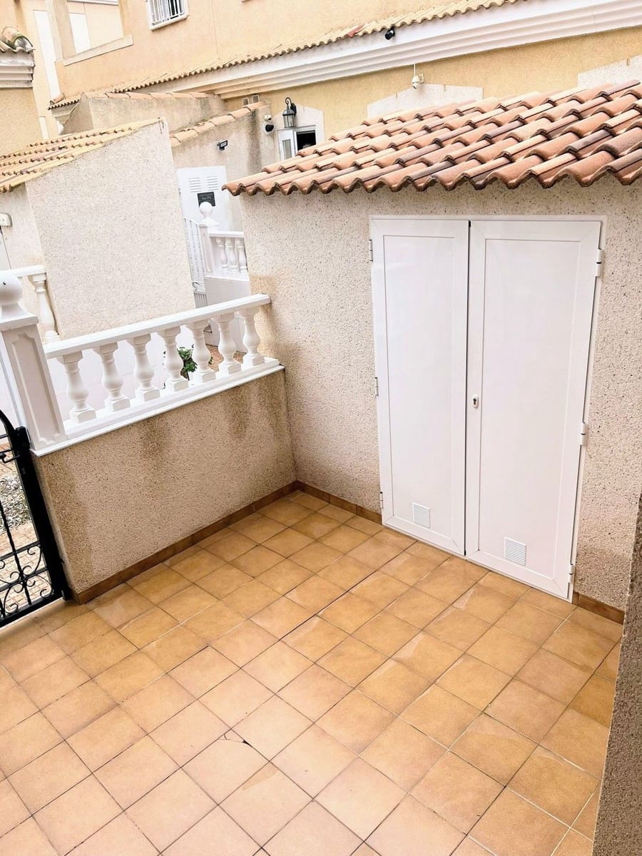 Apartamento de 2 habitaciones en Los Alcázares en venta con piscina - 224.000 € (Ref: 9936064)