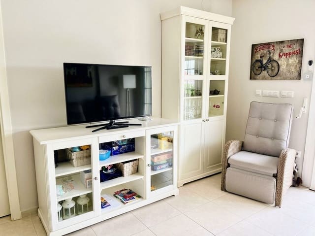2 slaapkamer Appartement te koop in Centro, Los Alcázares met zwembad - € 224.000 (Ref: 9936064)
