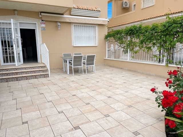 2 slaapkamer Appartement te koop in Centro, Los Alcázares met zwembad - € 224.000 (Ref: 9936064)