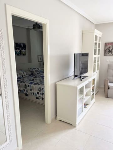2 slaapkamer Appartement te koop in Centro, Los Alcázares met zwembad - € 224.000 (Ref: 9936064)