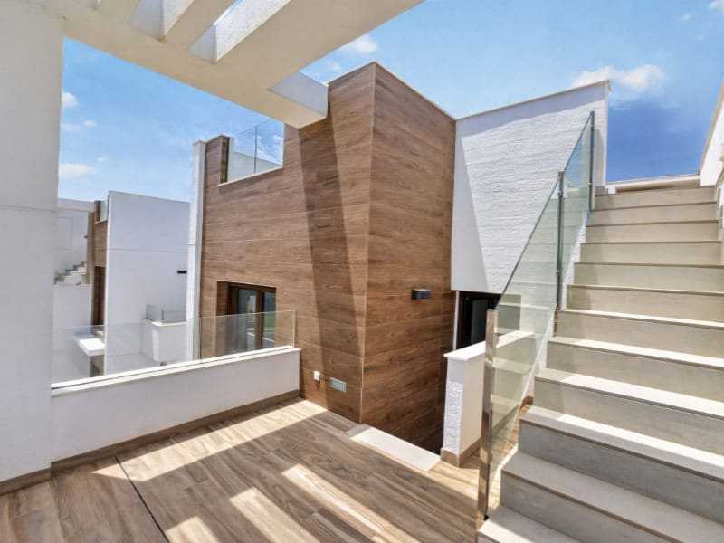 3 bedroom Villa for sale in Torrevieja with pool garage - € 495,000 (Ref: 9936077)