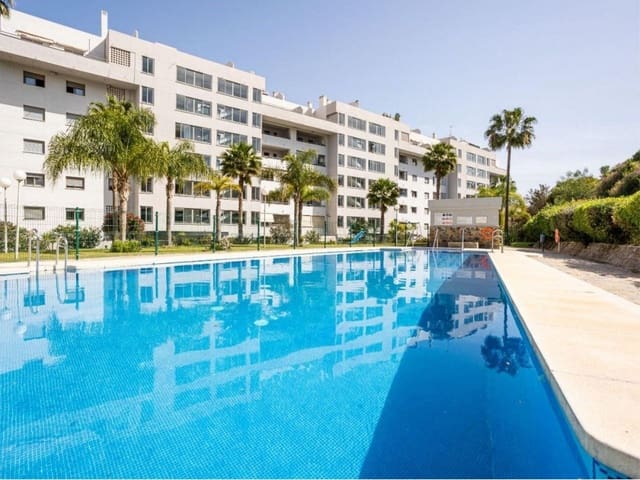 3 soveværelse Lejlighed til salg i El Faro, Mijas med swimmingpool garage - € 600.000 (Ref: 9937841)