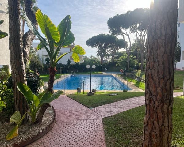 2 soverom Leilighet til salgs i Cabopino, Marbella med svømmebasseng garasje - € 285 000 (Ref: 9937843)