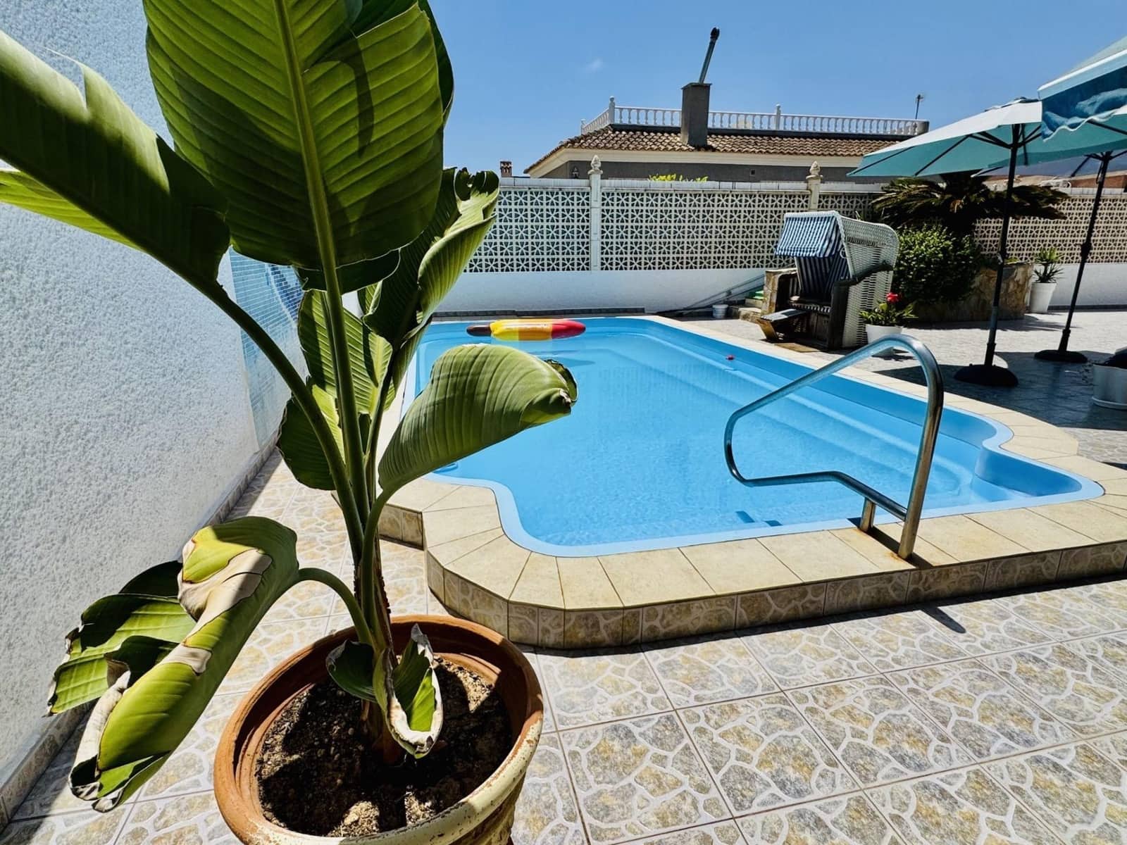 2 Zimmer Villa zu verkaufen in Torrevieja mit Pool - 315.000 € (Ref: 9937856)