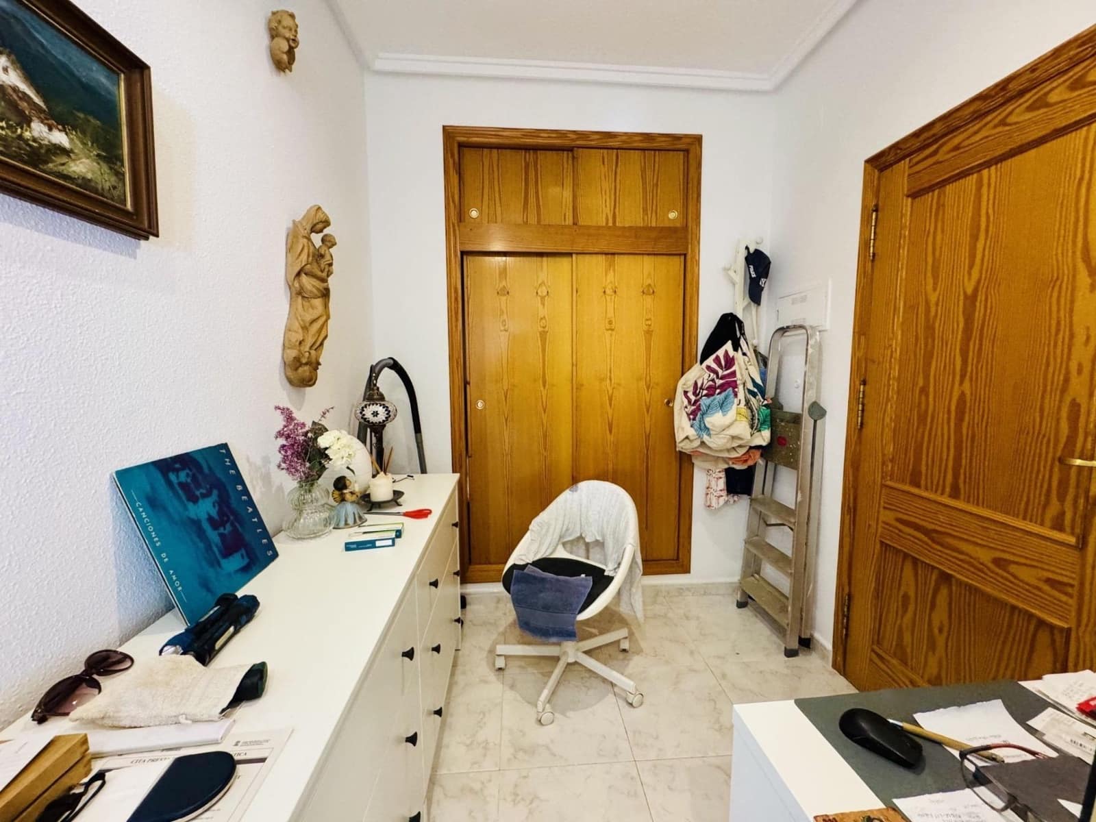 2 Zimmer Villa zu verkaufen in Torrevieja mit Pool - 315.000 € (Ref: 9937856)