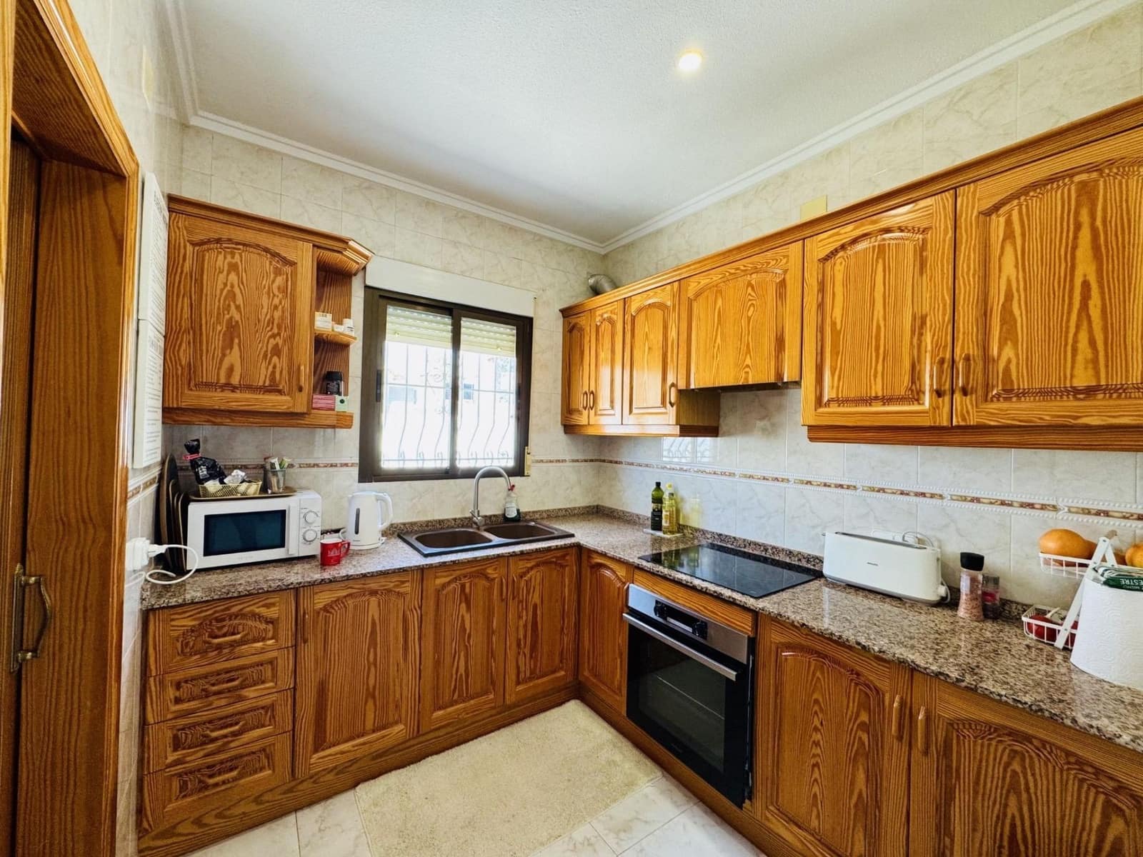 2 Zimmer Villa zu verkaufen in Torrevieja mit Pool - 315.000 € (Ref: 9937856)