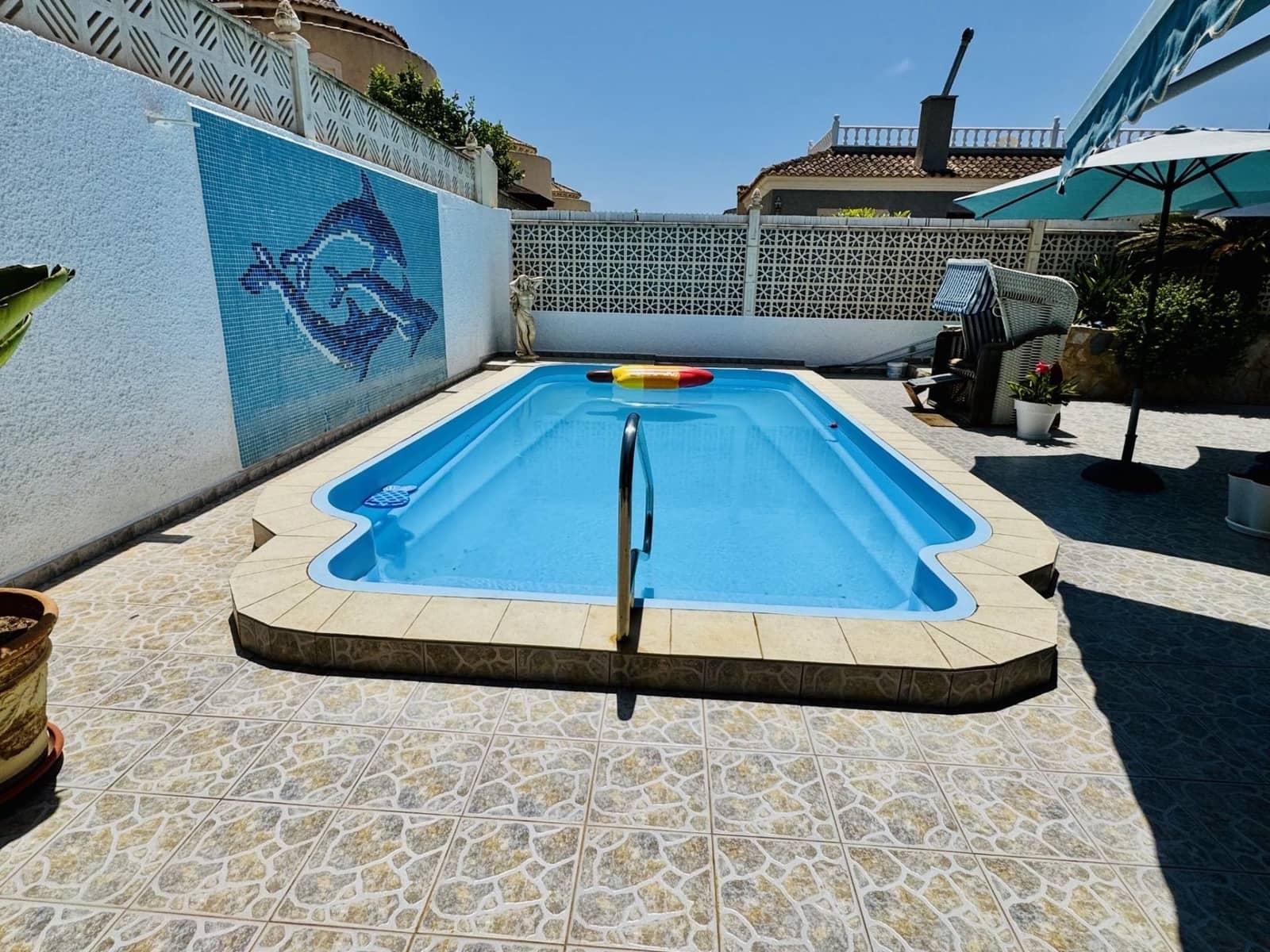 2 Zimmer Villa zu verkaufen in Torrevieja mit Pool - 315.000 € (Ref: 9937856)