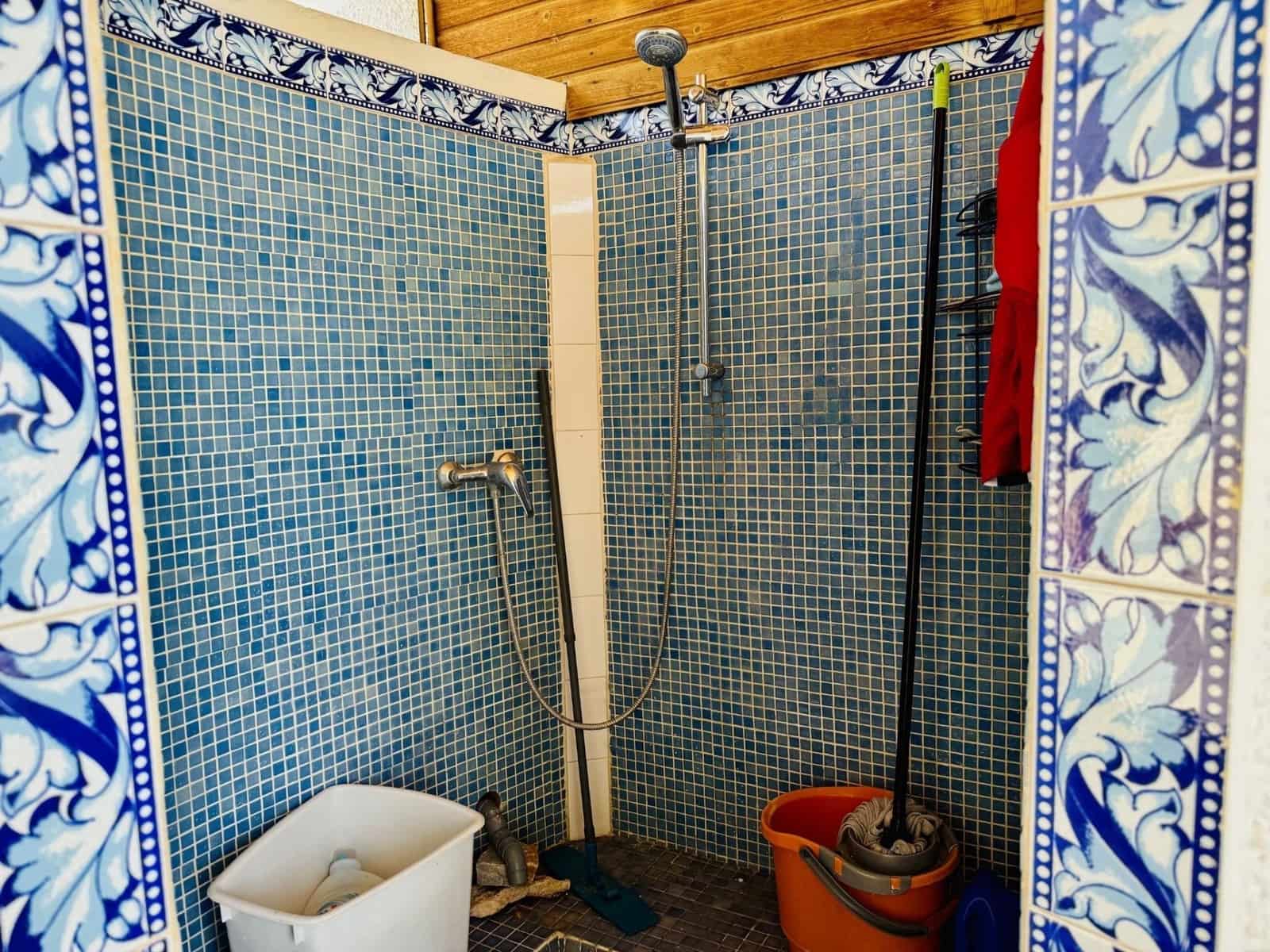 2 Zimmer Villa zu verkaufen in Torrevieja mit Pool - 315.000 € (Ref: 9937856)