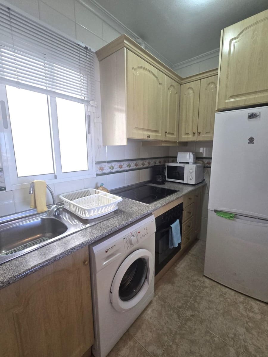 2 chambre Appartement à vendre à Torrevieja avec piscine - 145 000 € (Ref: 9937858)