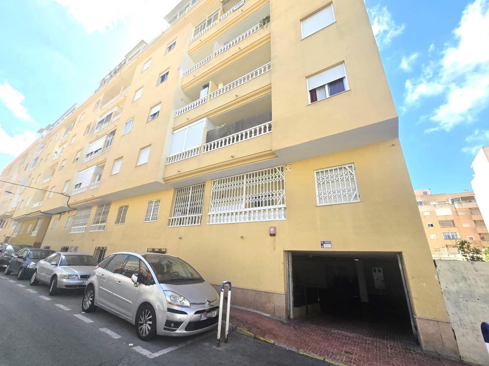 2 chambre Appartement à vendre à Torrevieja avec piscine - 145 000 € (Ref: 9937858)