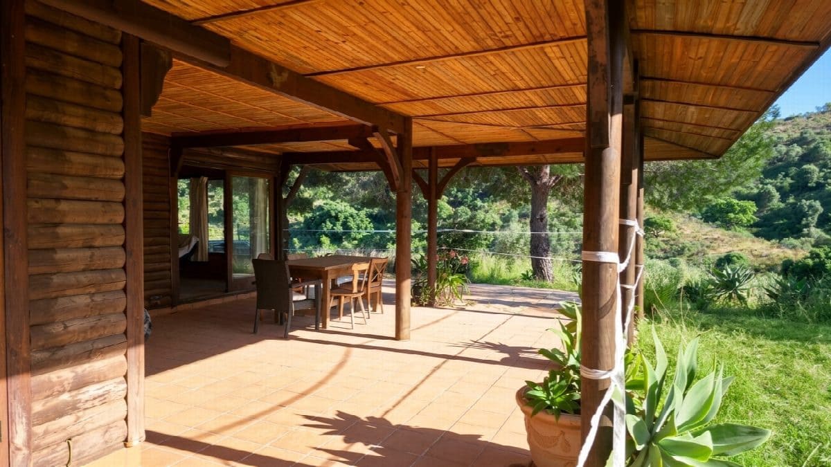 4 bedroom Villa for sale in La Cala de Mijas with garage - € 795,000 (Ref: 9937861)
