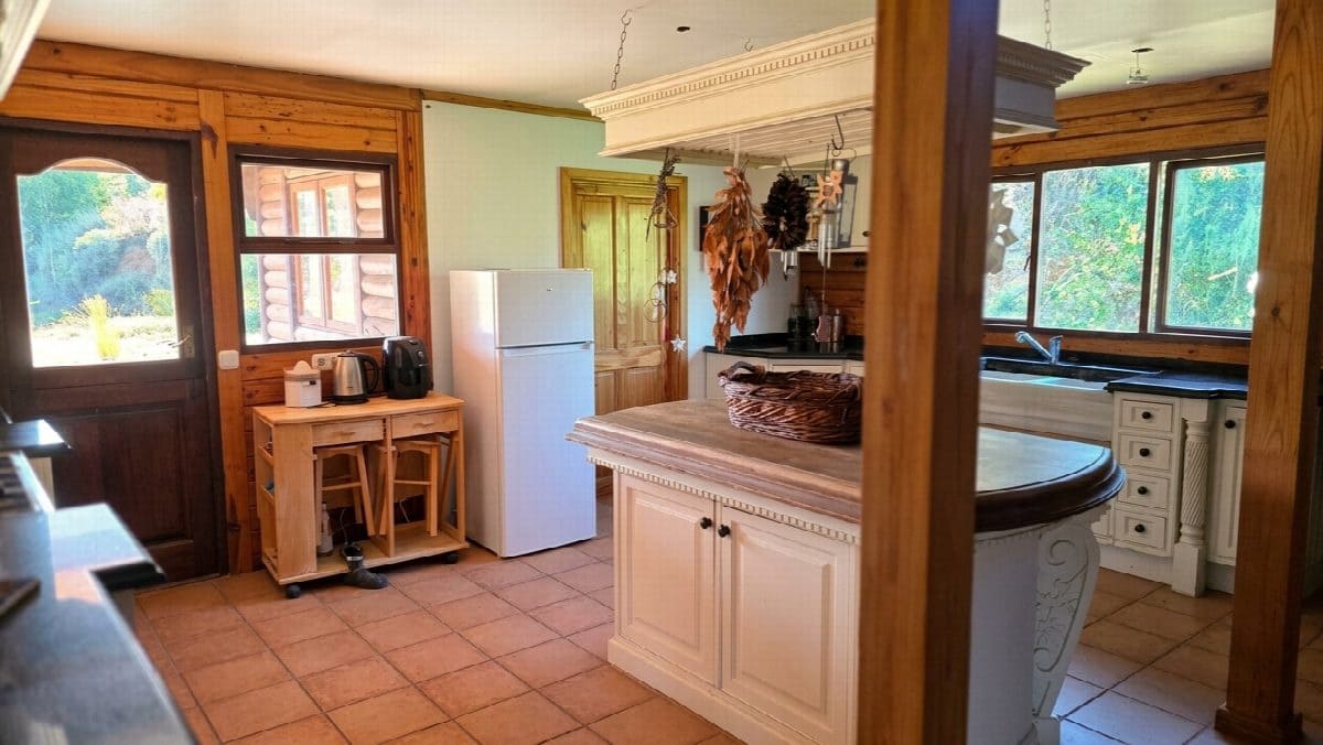 4 bedroom Villa for sale in La Cala de Mijas with garage - € 795,000 (Ref: 9937861)