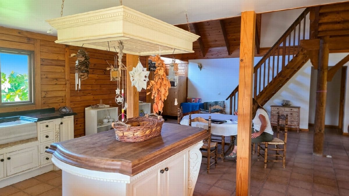 4 bedroom Villa for sale in La Cala de Mijas with garage - € 795,000 (Ref: 9937861)