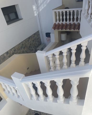 9 soverom Villa til salgs i El Coto med svømmebasseng garasje - € 850 000 (Ref: 9937862)