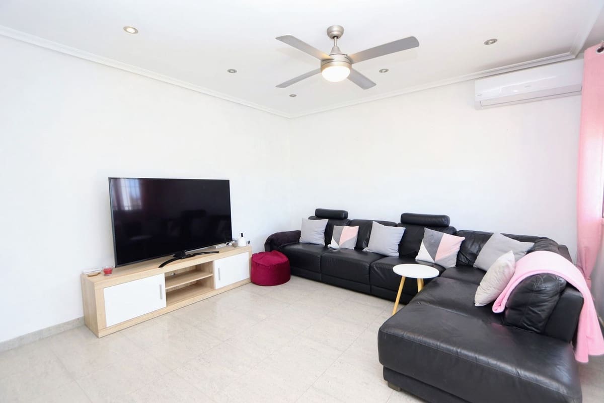 3 sypialnia Willa na sprzedaż w Sucina z basenem - 299 500 € (Ref: 9937863)