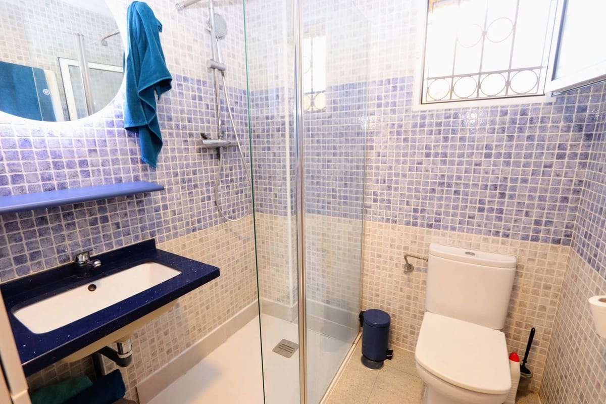 3 sypialnia Willa na sprzedaż w Sucina z basenem - 299 500 € (Ref: 9937863)