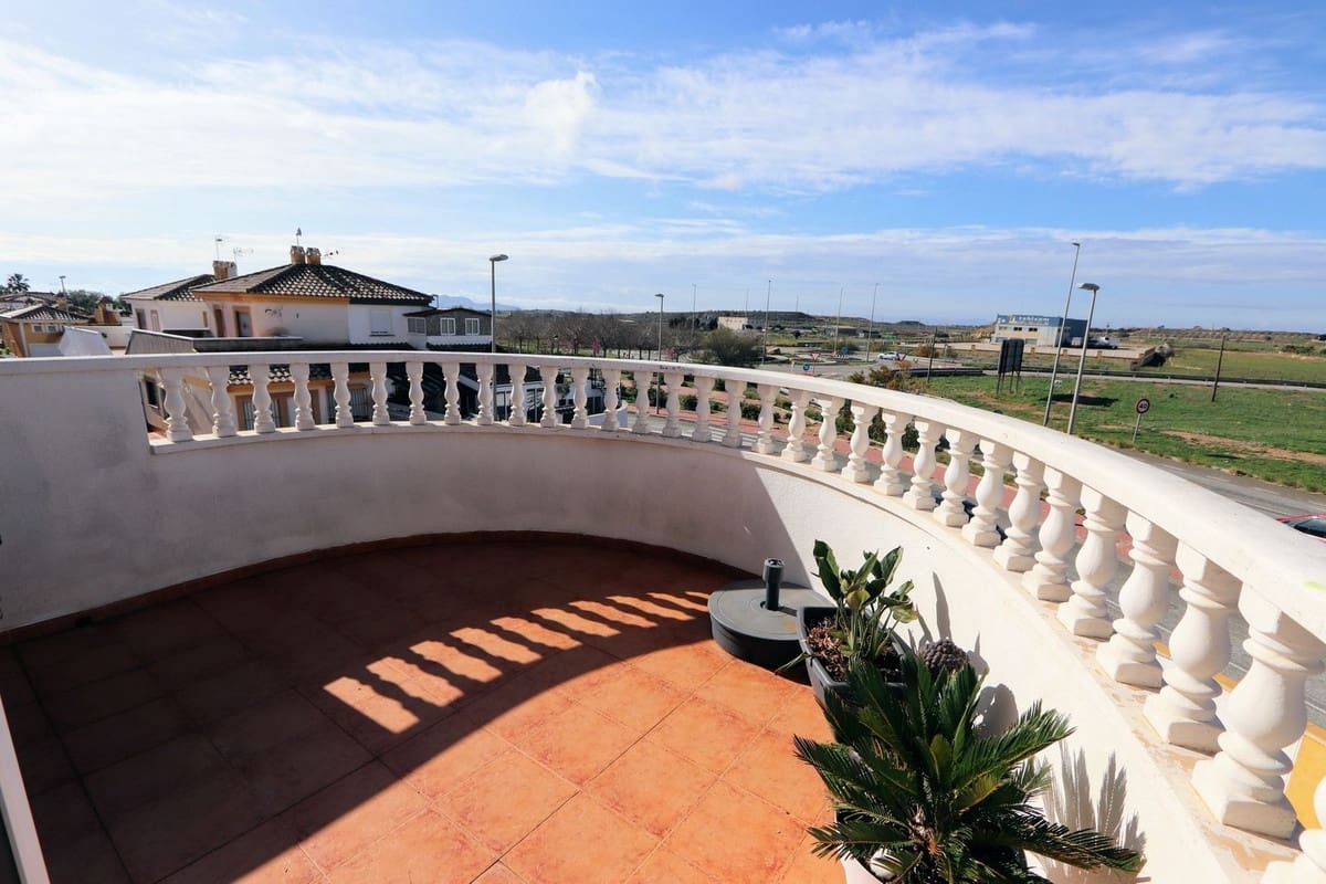 3 sypialnia Willa na sprzedaż w Sucina z basenem - 299 500 € (Ref: 9937863)