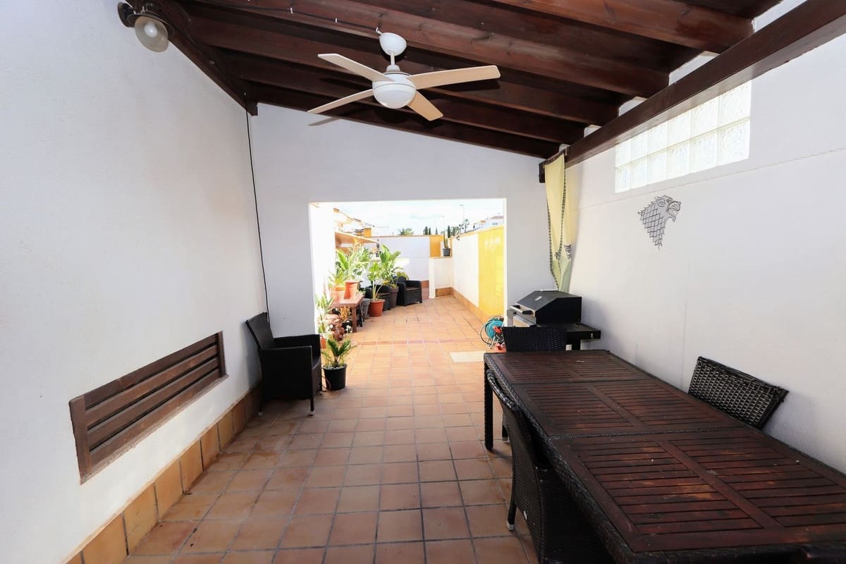 3 sypialnia Willa na sprzedaż w Sucina z basenem - 299 500 € (Ref: 9937863)