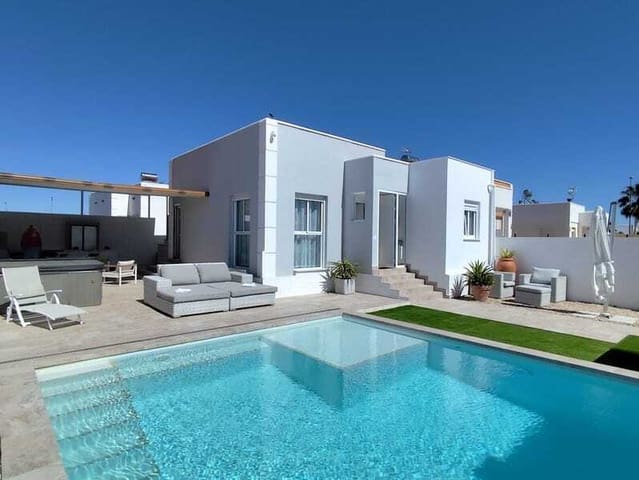 2 soveværelse Villa til salg i Avileses, Murcia by med swimmingpool - € 229.500 (Ref: 9939619)