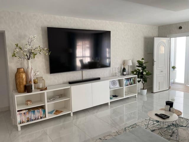 2 soveværelse Villa til salg i Avileses, Murcia by med swimmingpool - € 229.500 (Ref: 9939619)