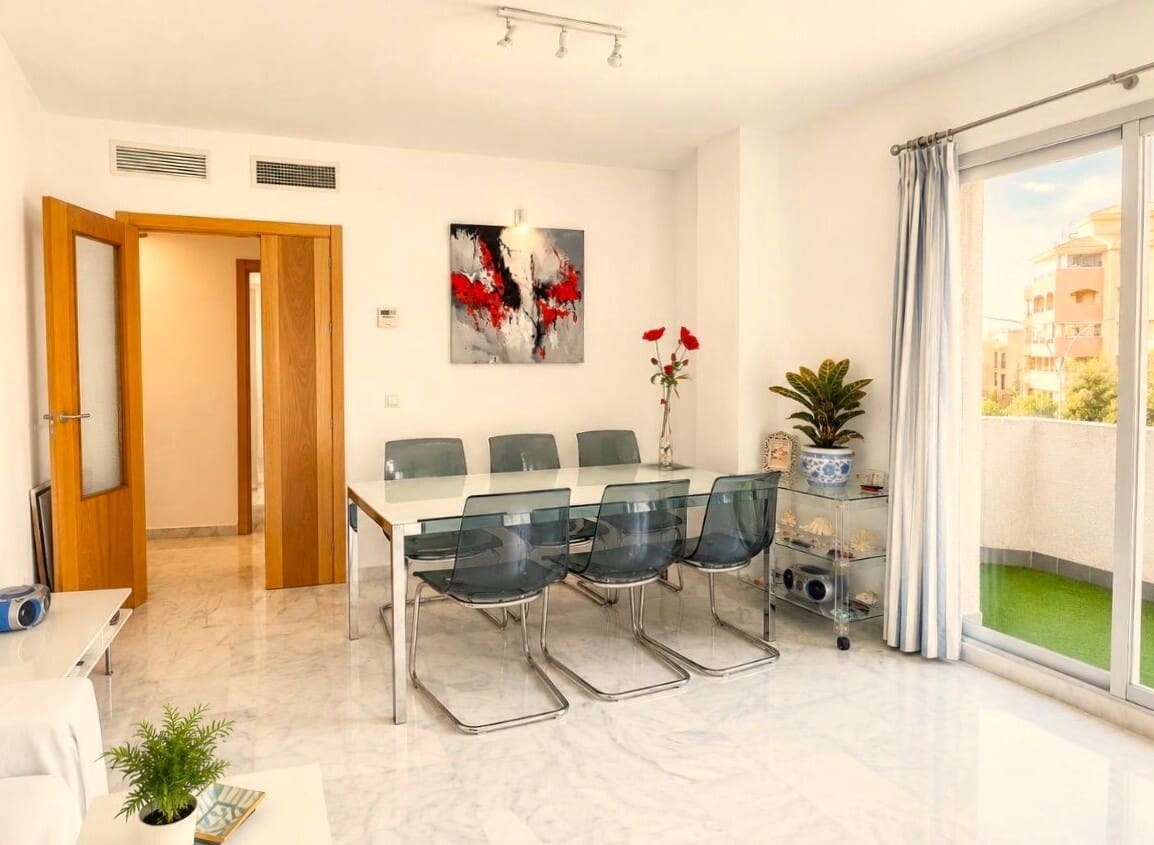 2 chambre Appartement à vendre à Mijas Costa avec piscine - 335 000 € (Ref: 9942003)