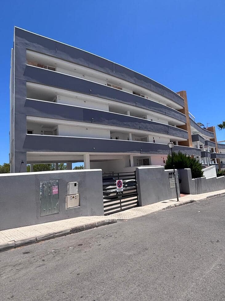 2 soverom Leilighet til salgs i Villamartin med svømmebasseng garasje - € 175 000 (Ref: 9942006)