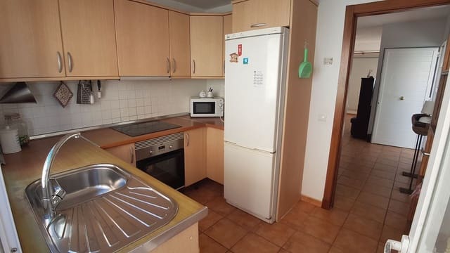 3 soverom Kjedet enebolig til salgs i Corralejo, La Oliva med garasje - € 310 000 (Ref: 9942029)