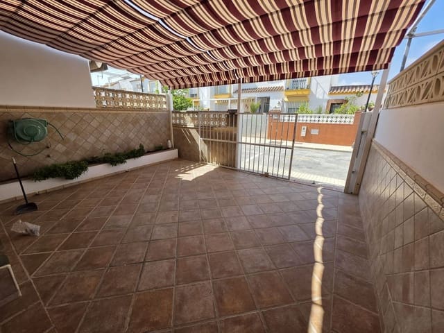 3 bedroom Townhouse for sale in Manilva Pueblo, Manilva with pool - € 269,000 (Ref: 9943419)