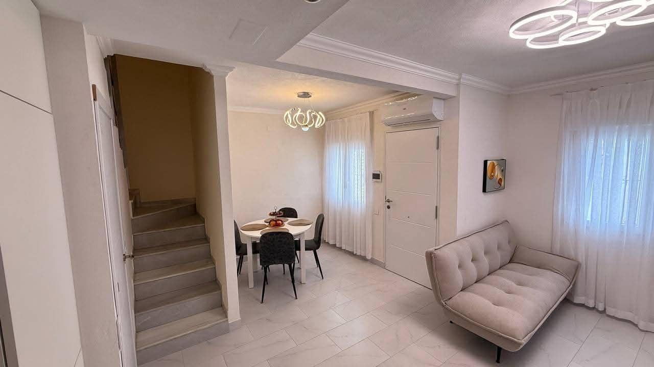 3 bedroom Townhouse for sale in Torrevieja - € 259,900 (Ref: 9943425)
