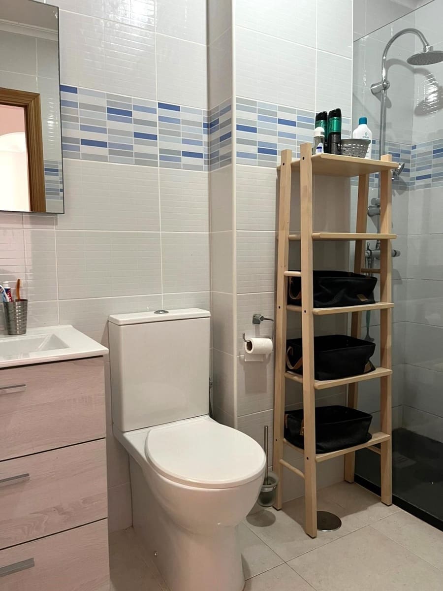2 soverom Bungalow til salgs i Torrevieja med svømmebasseng - € 149 900 (Ref: 9943426)