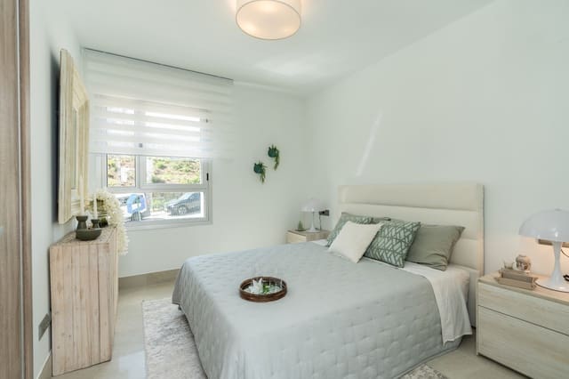 2 soveværelse Lejlighed til salg i La Cala Golf, Mijas med swimmingpool - € 470.000 (Ref: 9947505)