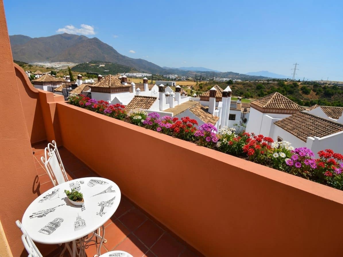 3 bedroom Villa for sale in La Duquesa / Puerto de la Duquesa with pool garage - € 469,000 (Ref: 9947520)