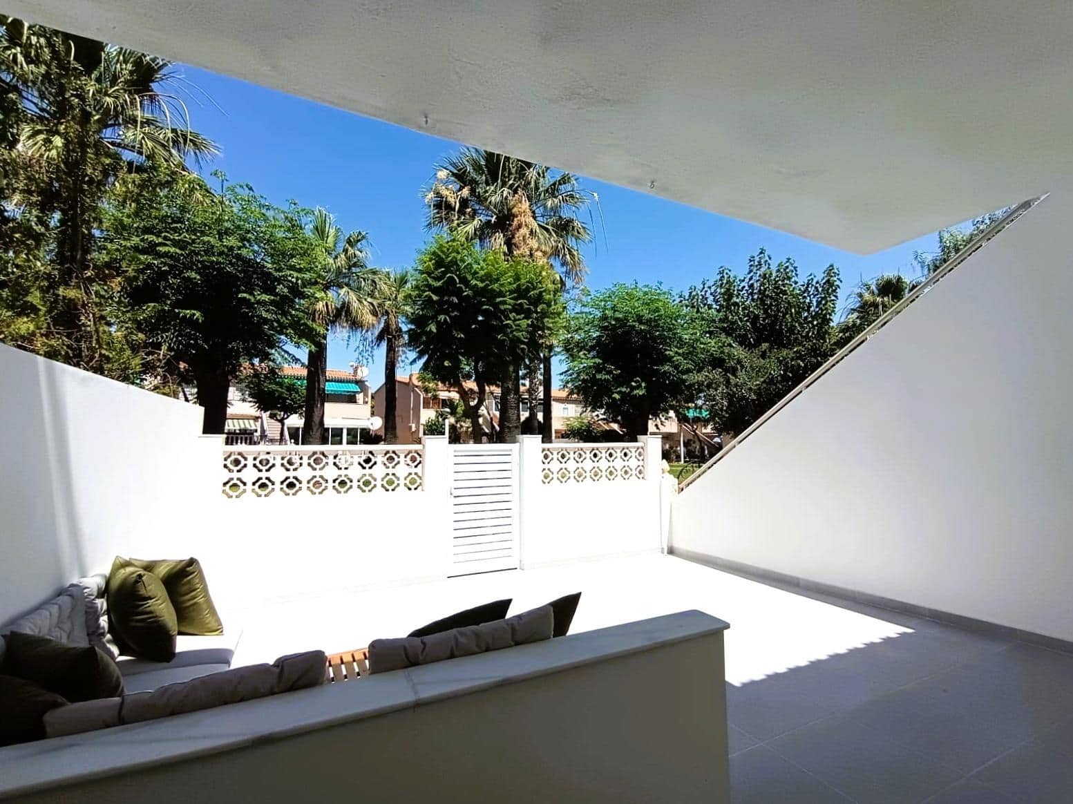 2 Zimmer Bungalow zu verkaufen in Orihuela Costa - 235.000 € (Ref: 9949422)