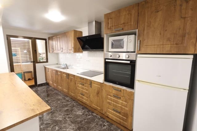 3 soveværelse Lejlighed til salg i Puerto Deportivo, Torrevieja med swimmingpool garage - € 189.000 (Ref: 9949430)
