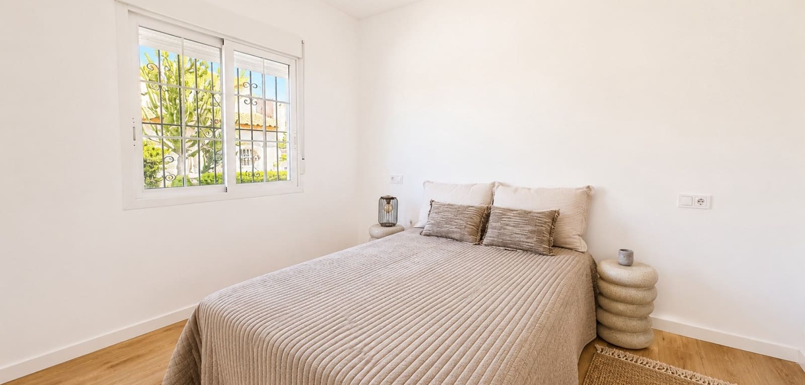 3 Zimmer Haus zu verkaufen in Orihuela Costa mit Pool Garage - 239.000 € (Ref: 9952962)