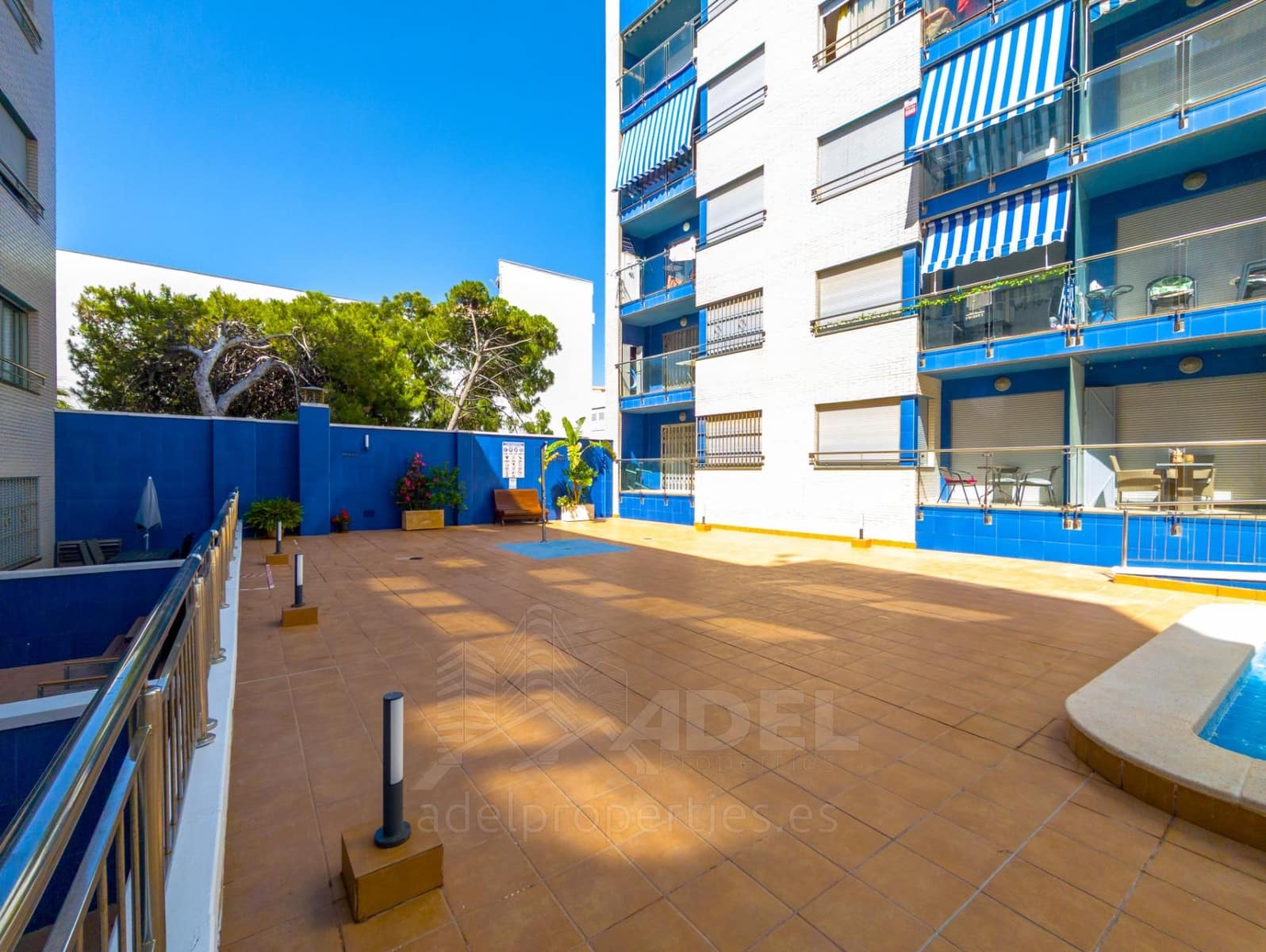 2 soverom Leilighet til salgs i Torrevieja med svømmebasseng - € 197 500 (Ref: 9953945)