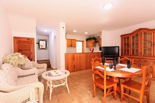 2 soveværelse Rækkehus til salg i Playa Flamenca, Orihuela med garage - € 249.000 (Ref: 9953952)