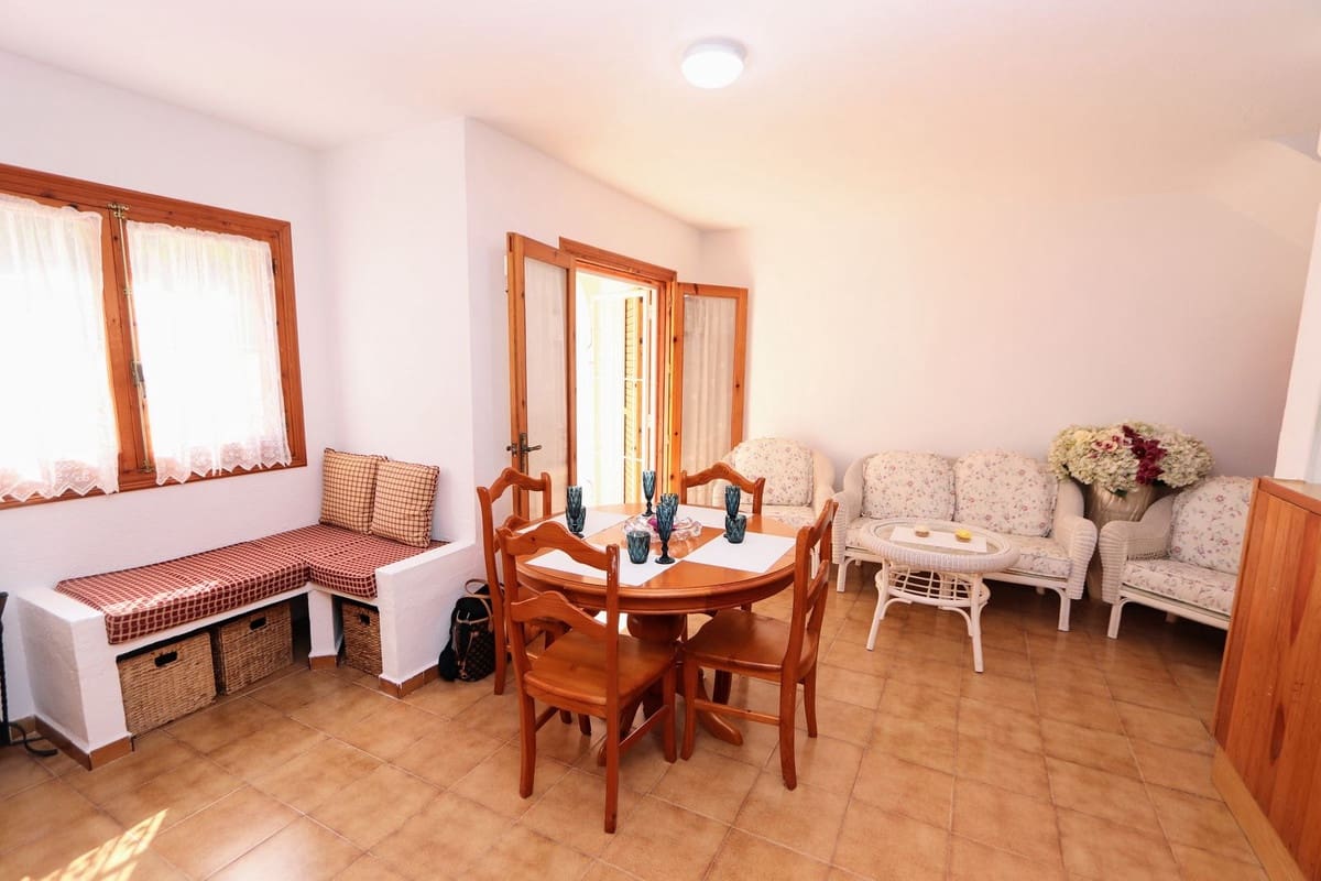 2 Zimmer Reihenhaus zu verkaufen in Playa Flamenca mit Garage - 249.000 € (Ref: 9953952)