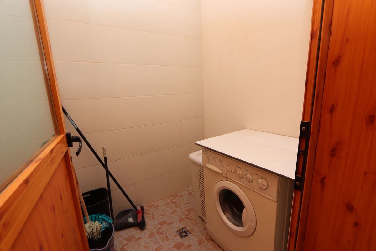 2 Zimmer Reihenhaus zu verkaufen in Playa Flamenca mit Garage - 249.000 € (Ref: 9953952)