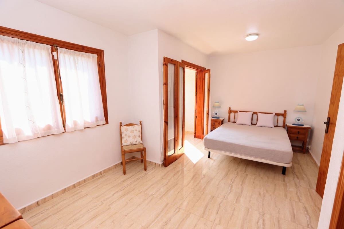 2 Zimmer Reihenhaus zu verkaufen in Playa Flamenca mit Garage - 249.000 € (Ref: 9953952)