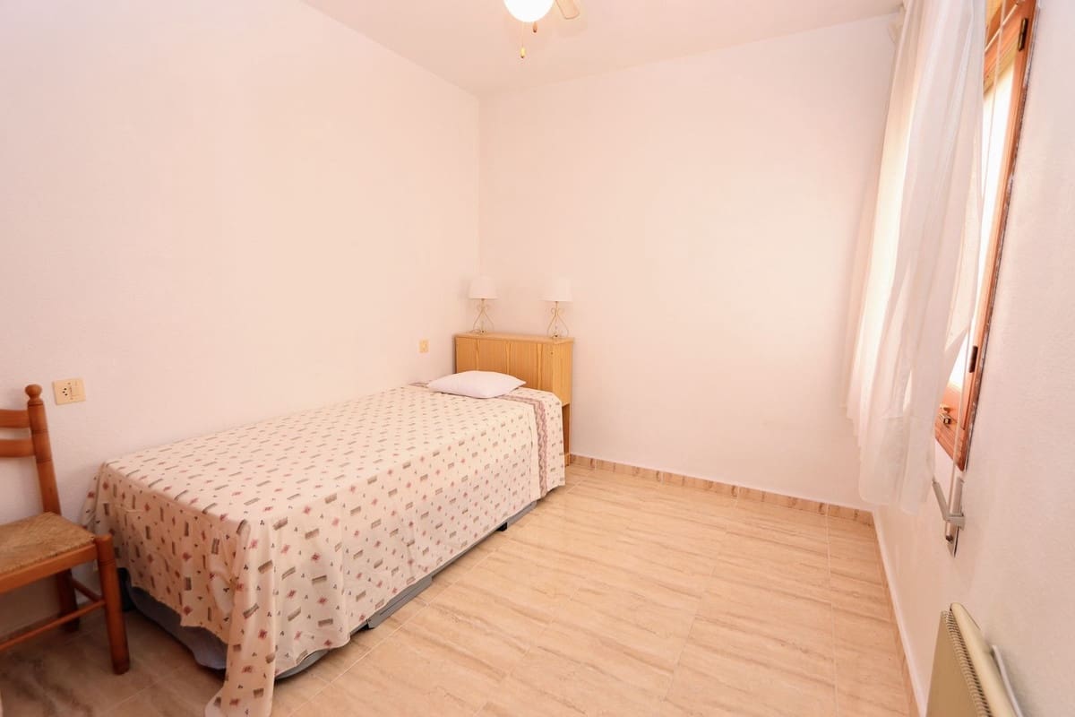 2 Zimmer Reihenhaus zu verkaufen in Playa Flamenca mit Garage - 249.000 € (Ref: 9953952)