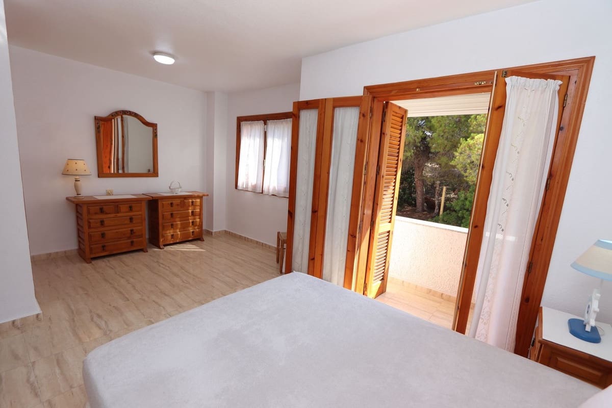 2 Zimmer Reihenhaus zu verkaufen in Playa Flamenca mit Garage - 249.000 € (Ref: 9953952)