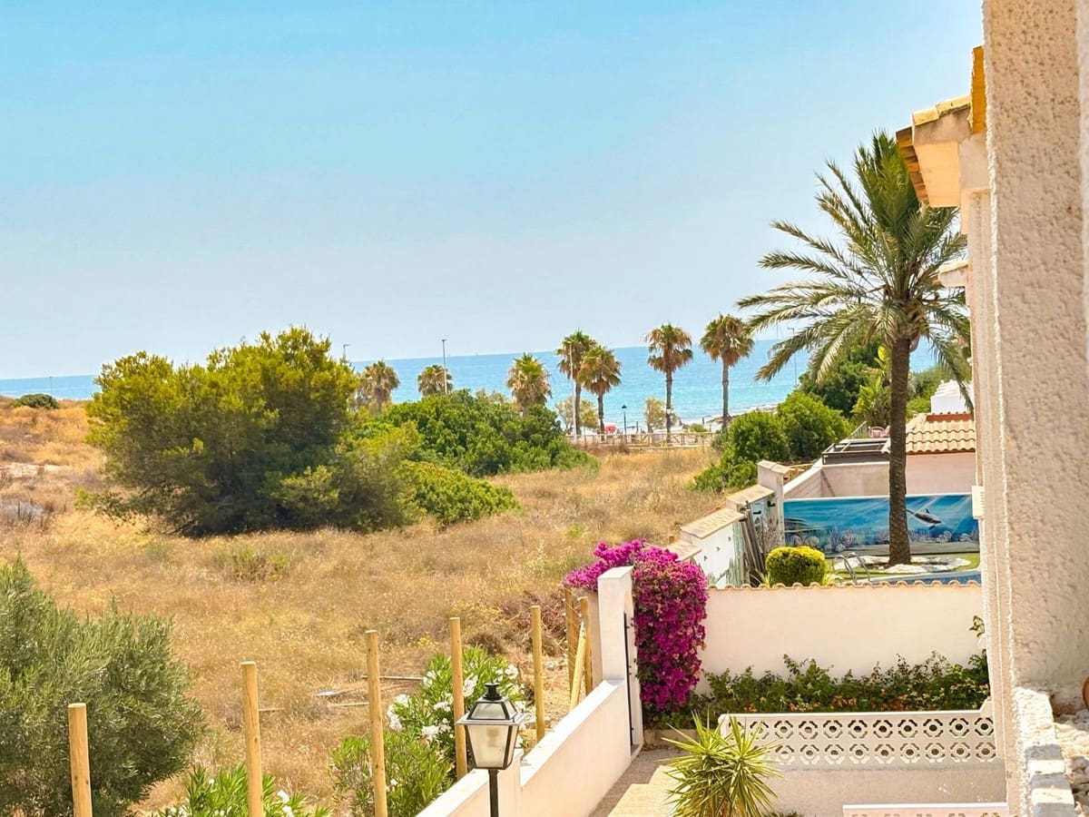 2 Zimmer Reihenhaus zu verkaufen in Playa Flamenca mit Garage - 249.000 € (Ref: 9953952)