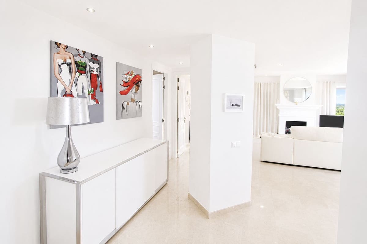 3 quarto Penthouse para venda em Elviria - 1 399 000 € (Ref: 9954879)