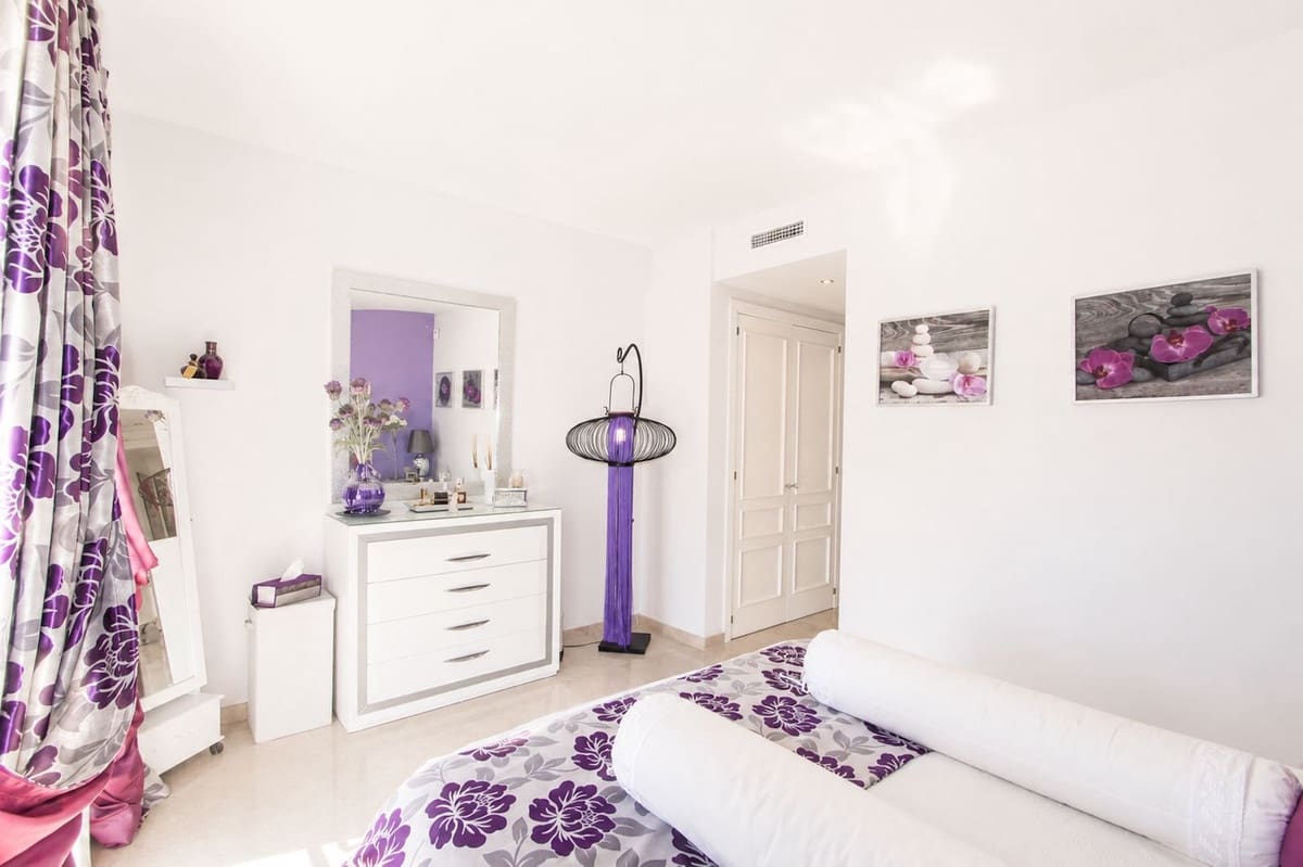 3 quarto Penthouse para venda em Elviria - 1 399 000 € (Ref: 9954879)