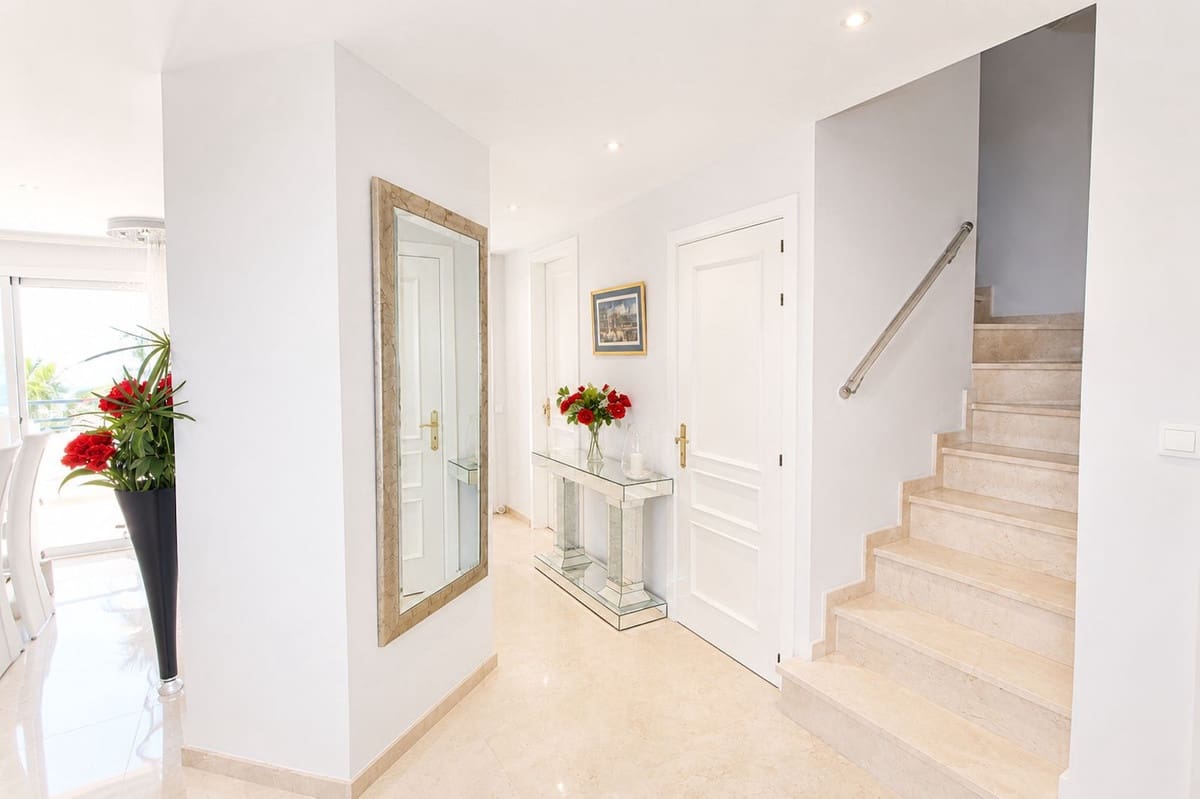 3 quarto Penthouse para venda em Elviria - 1 399 000 € (Ref: 9954879)
