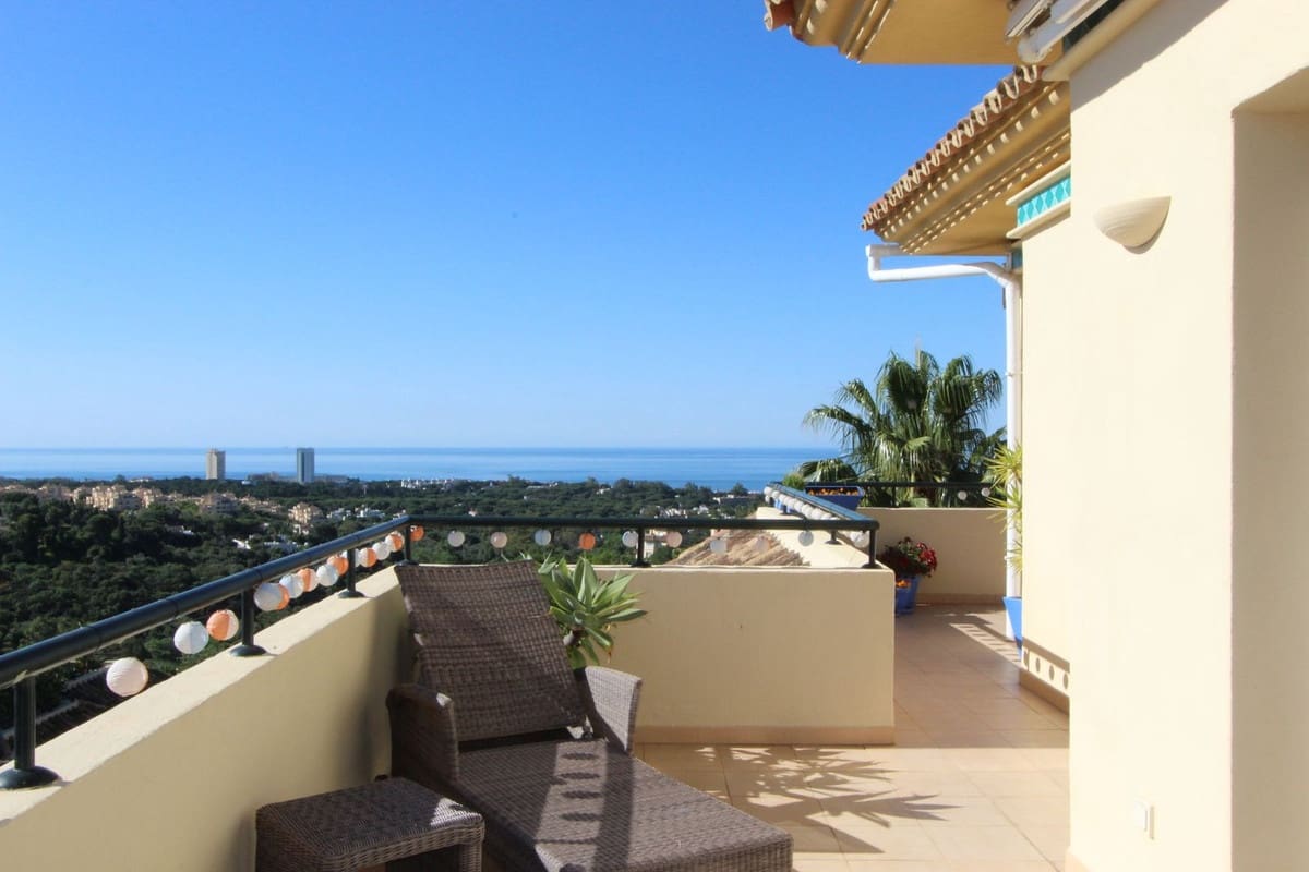 3 quarto Penthouse para venda em Elviria - 1 399 000 € (Ref: 9954879)