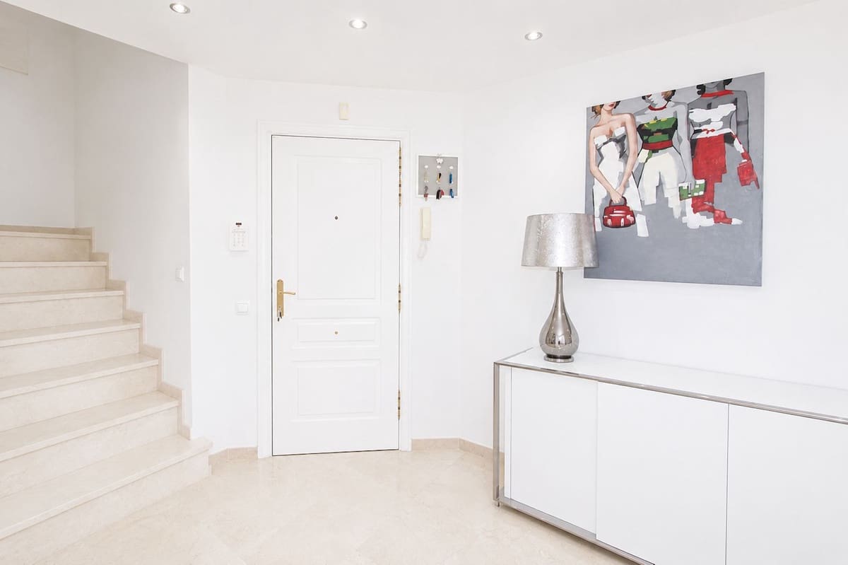 3 quarto Penthouse para venda em Elviria - 1 399 000 € (Ref: 9954879)
