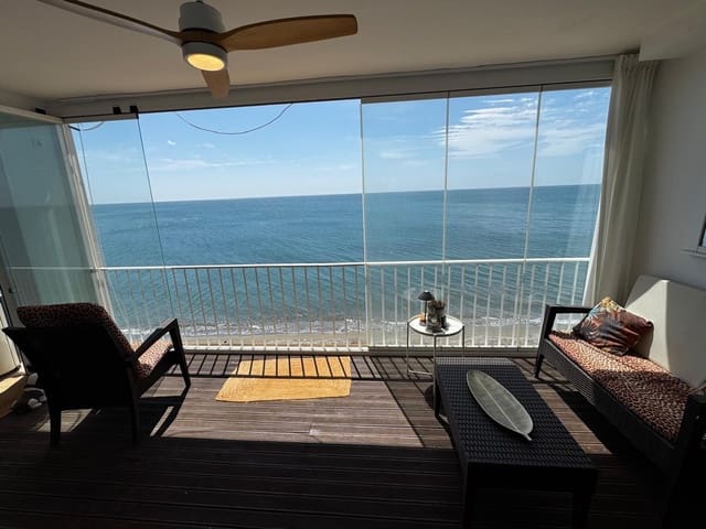 2 slaapkamer Appartement te koop in Centro, Estepona - € 649.995 (Ref: 9954880)